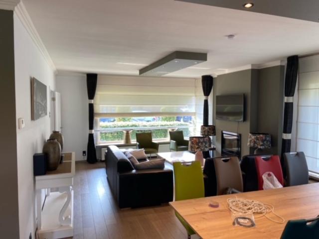 מסיק Villa Maas & Kempen מראה חיצוני תמונה