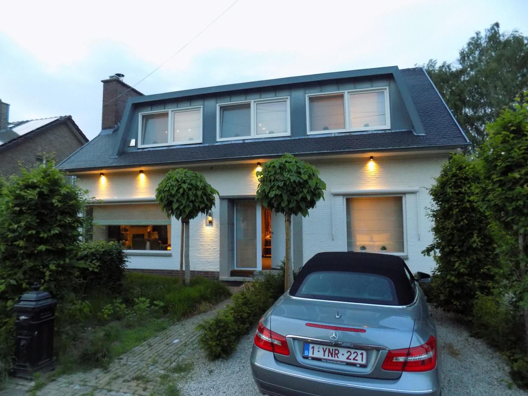 מסיק Villa Maas & Kempen מראה חיצוני תמונה